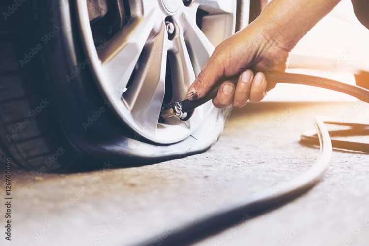 Flat Tyre Repair Dubai: 24/7 Mobile Roadside Tyre Assistance
